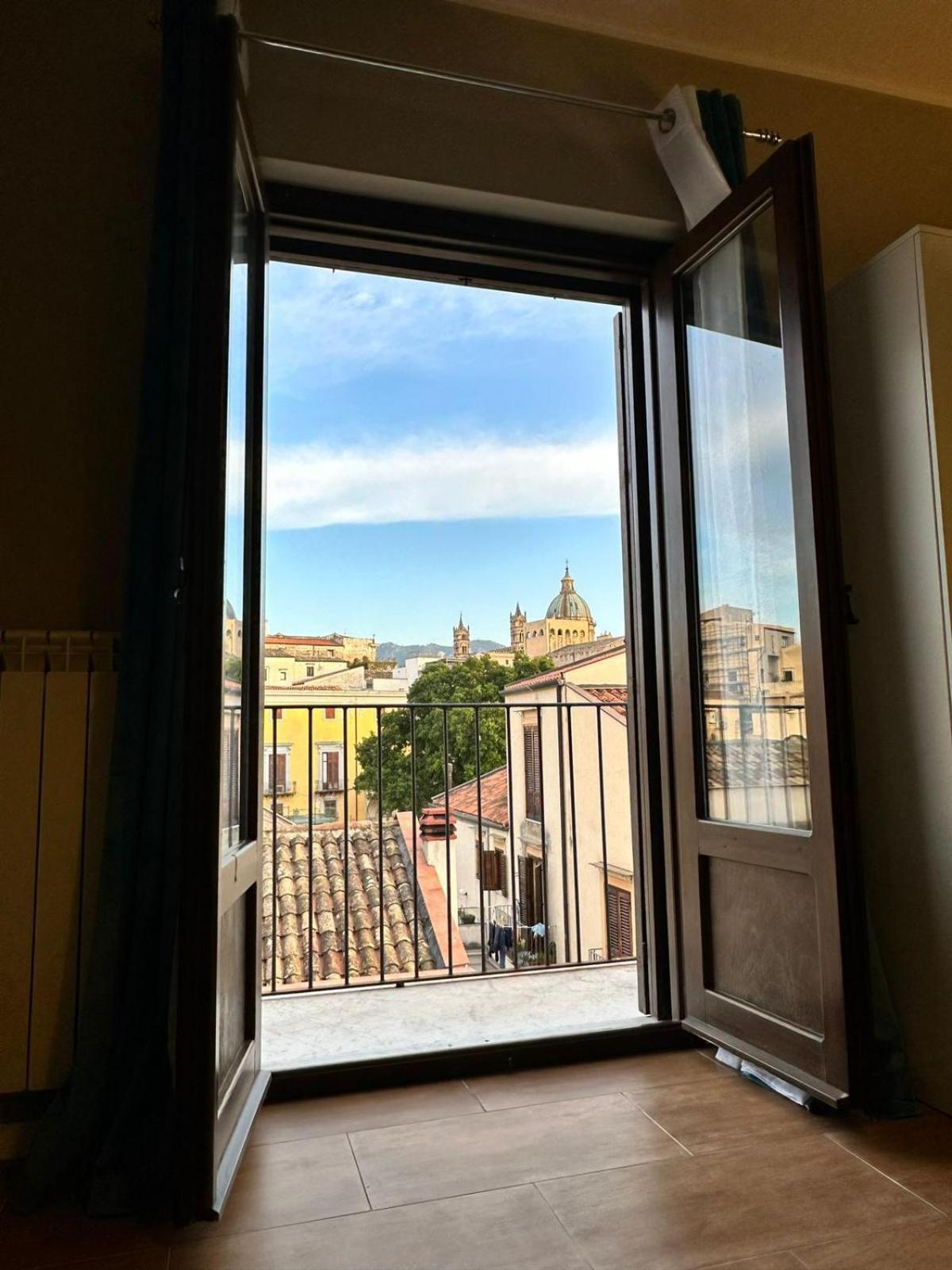 Centrumassimo Apartment Палермо Екстериор снимка